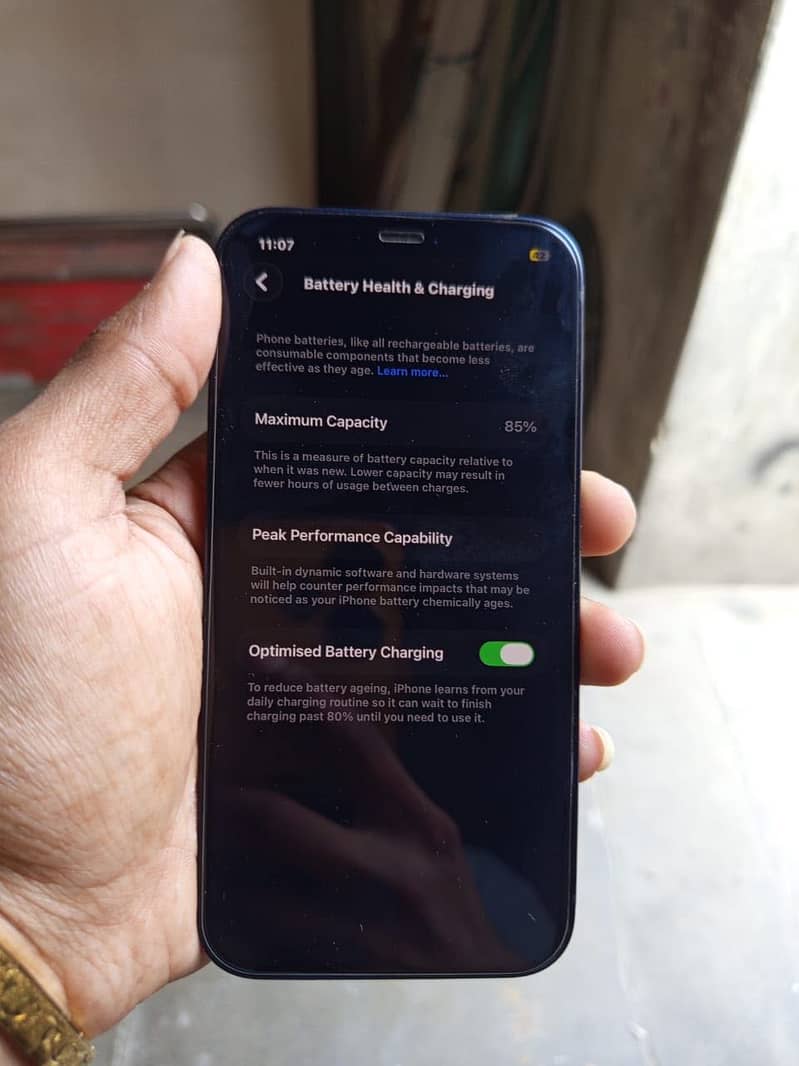 Apple iPhone 12 1