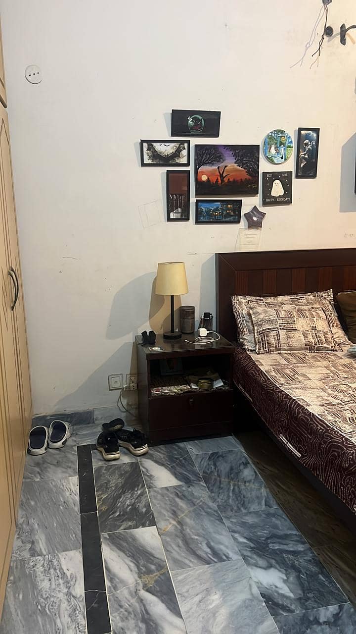 Single beds 5