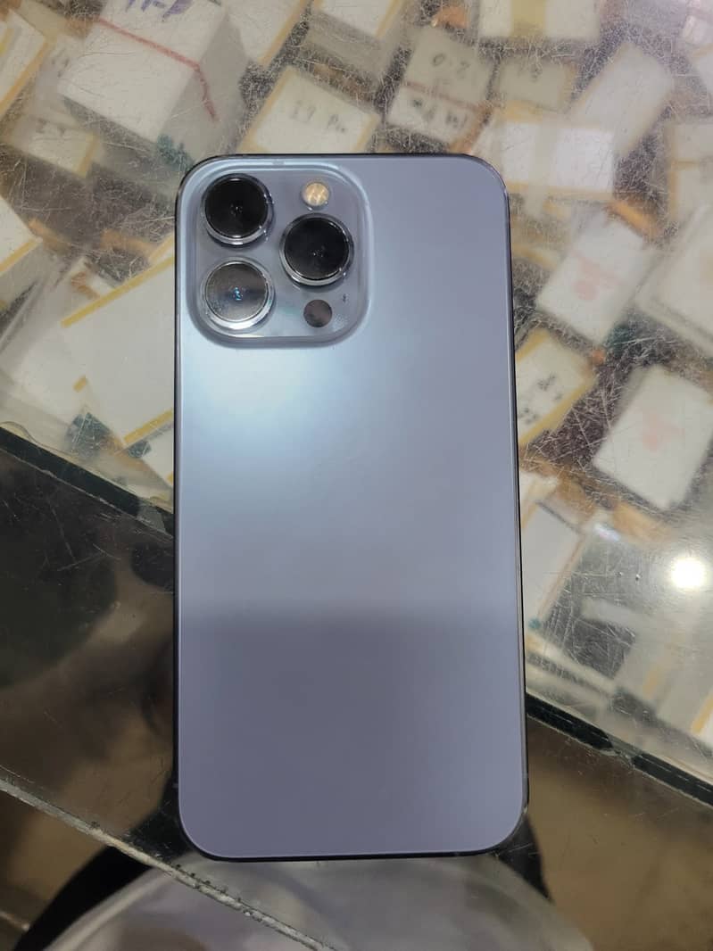 Apple iPhone 13 Pro 0