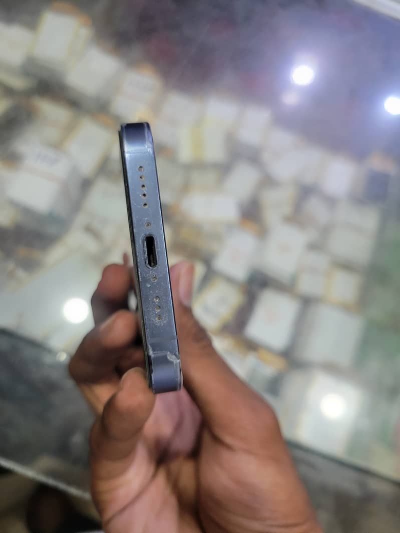 Apple iPhone 13 Pro 2