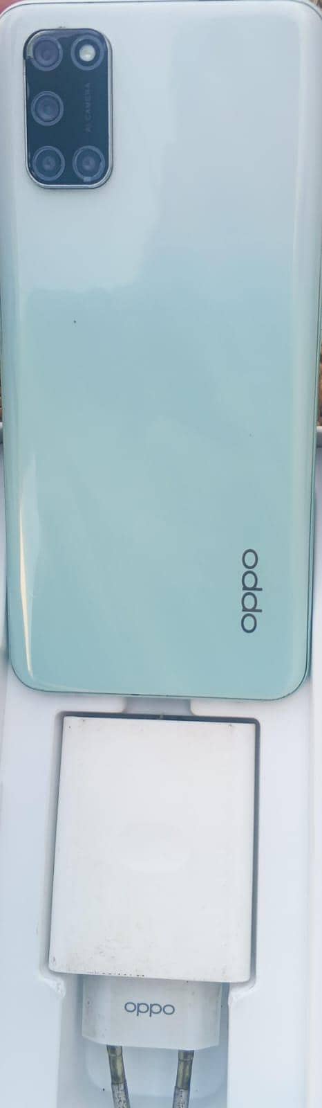OPPO A52 5