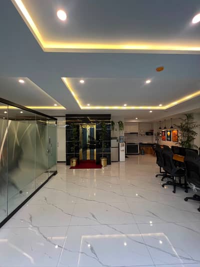 1300 sqft furnished office available for rent in bahria Town phase 7