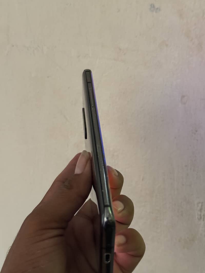 One Plus 7 Pro 3