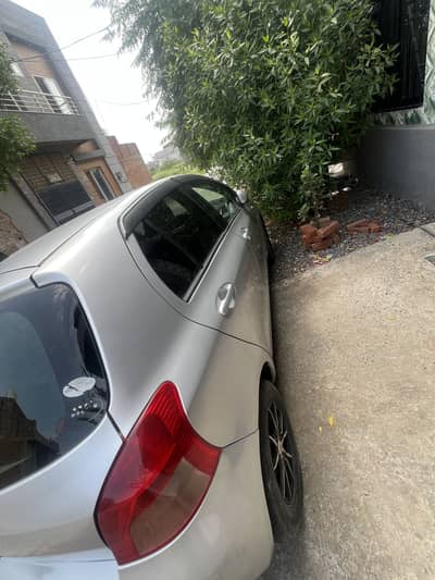 Toyota Vitz 2012