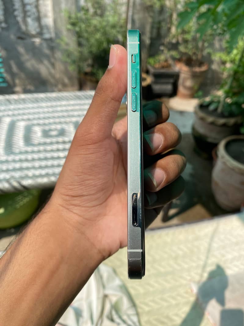 iPhone 12 Pro 1
