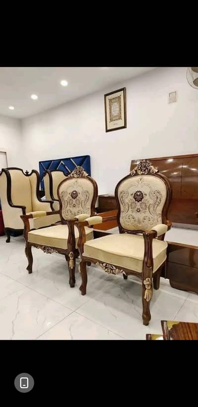 2 Coffee chairs and 1 circle table