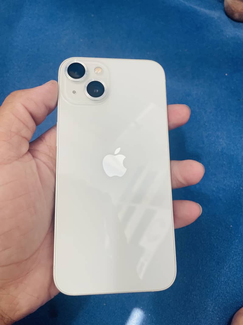 Apple iPhone 13 0