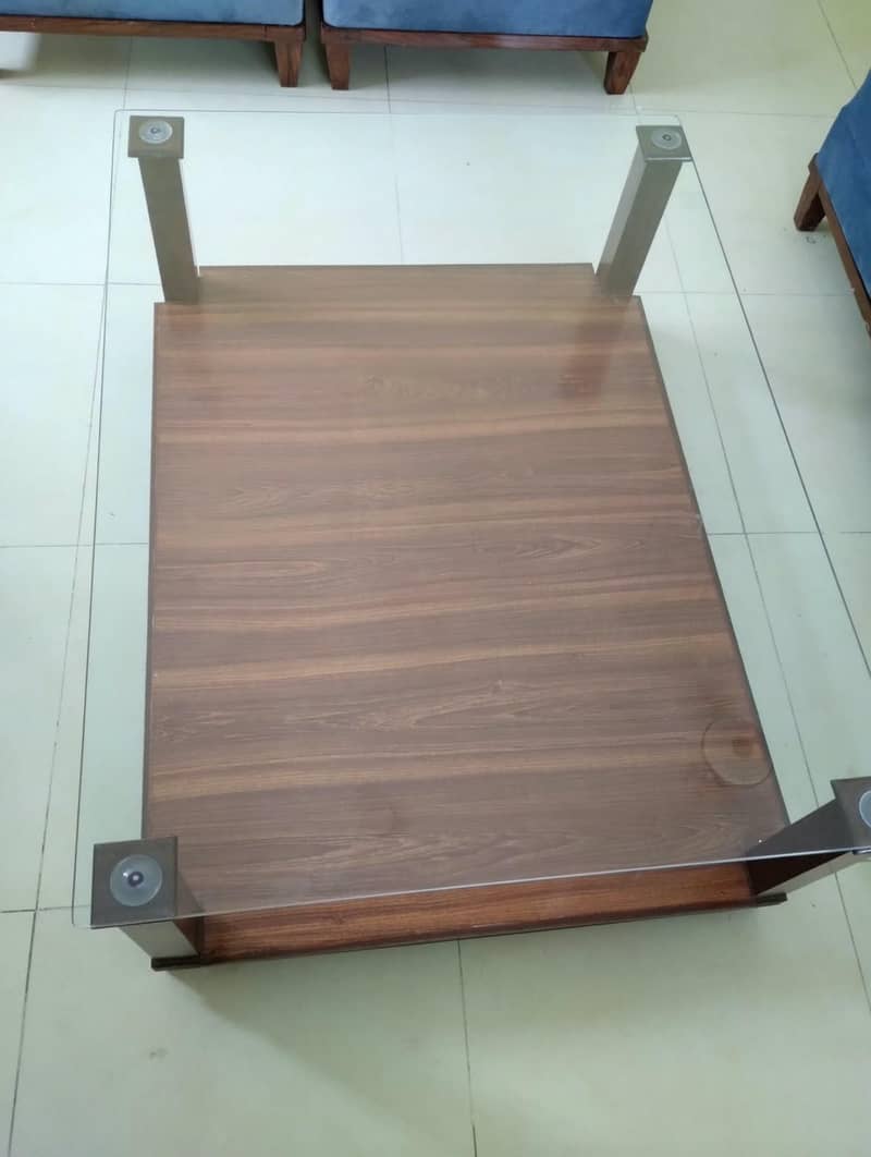 Center Table 4