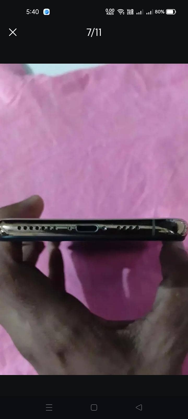 Apple iPhone XS Max 4