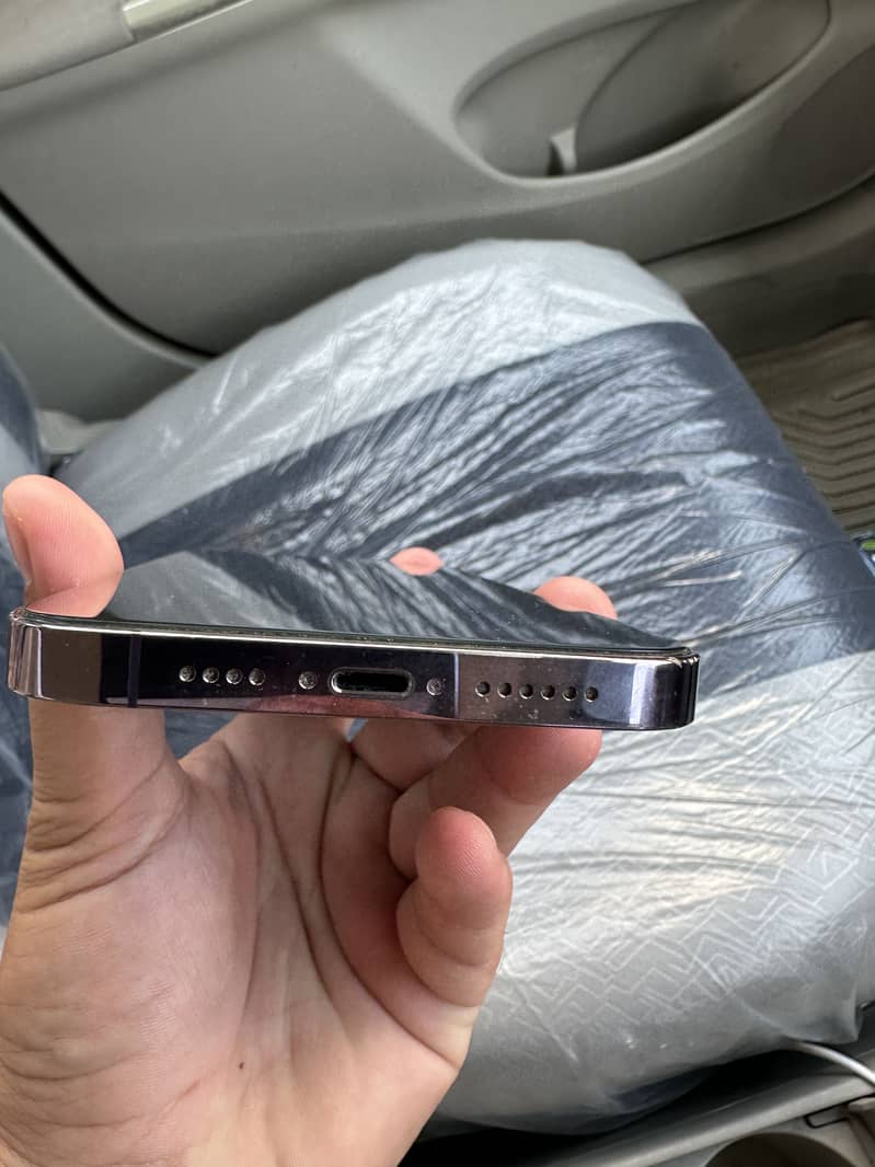Apple iPhone 14 Pro Max 2