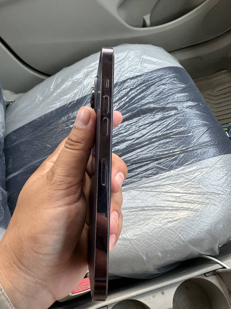 Apple iPhone 14 Pro Max 5