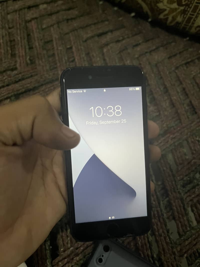 Apple iPhone 7 7