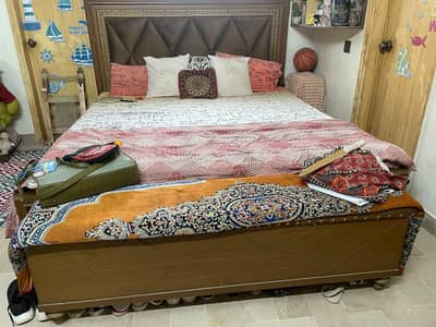 Luxury Oak Wood Bedroom Set