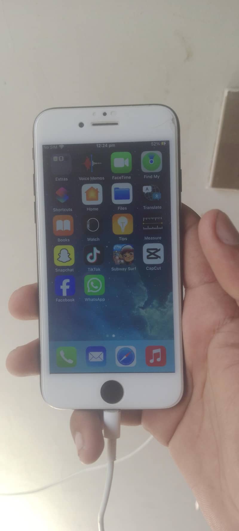 Apple iPhone 7 0
