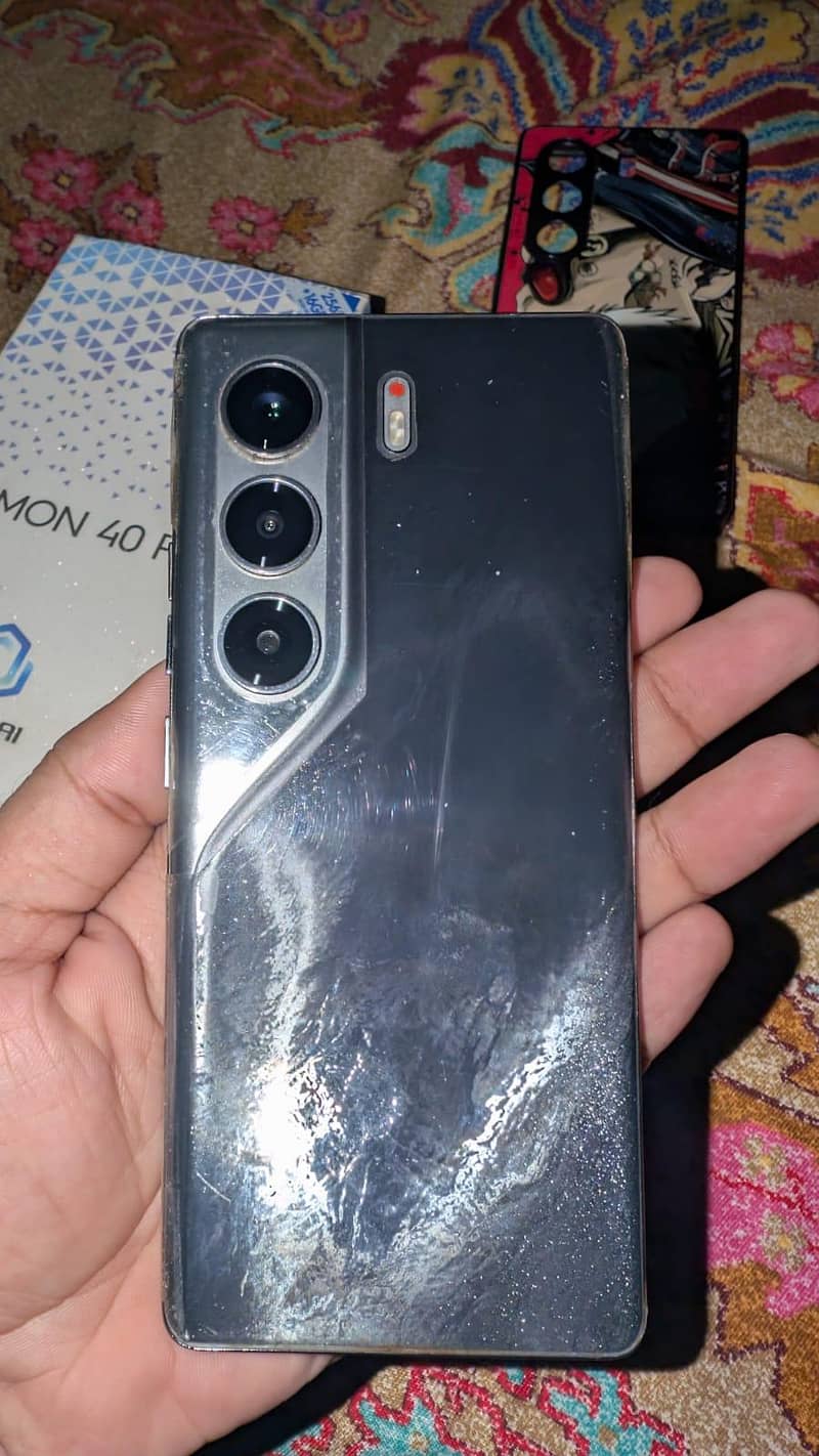Techno Camon 40 Pro 1