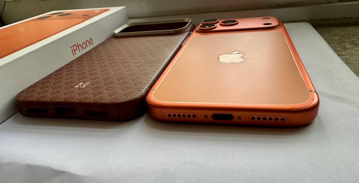 Apple iPhone 17 Pro Max 9