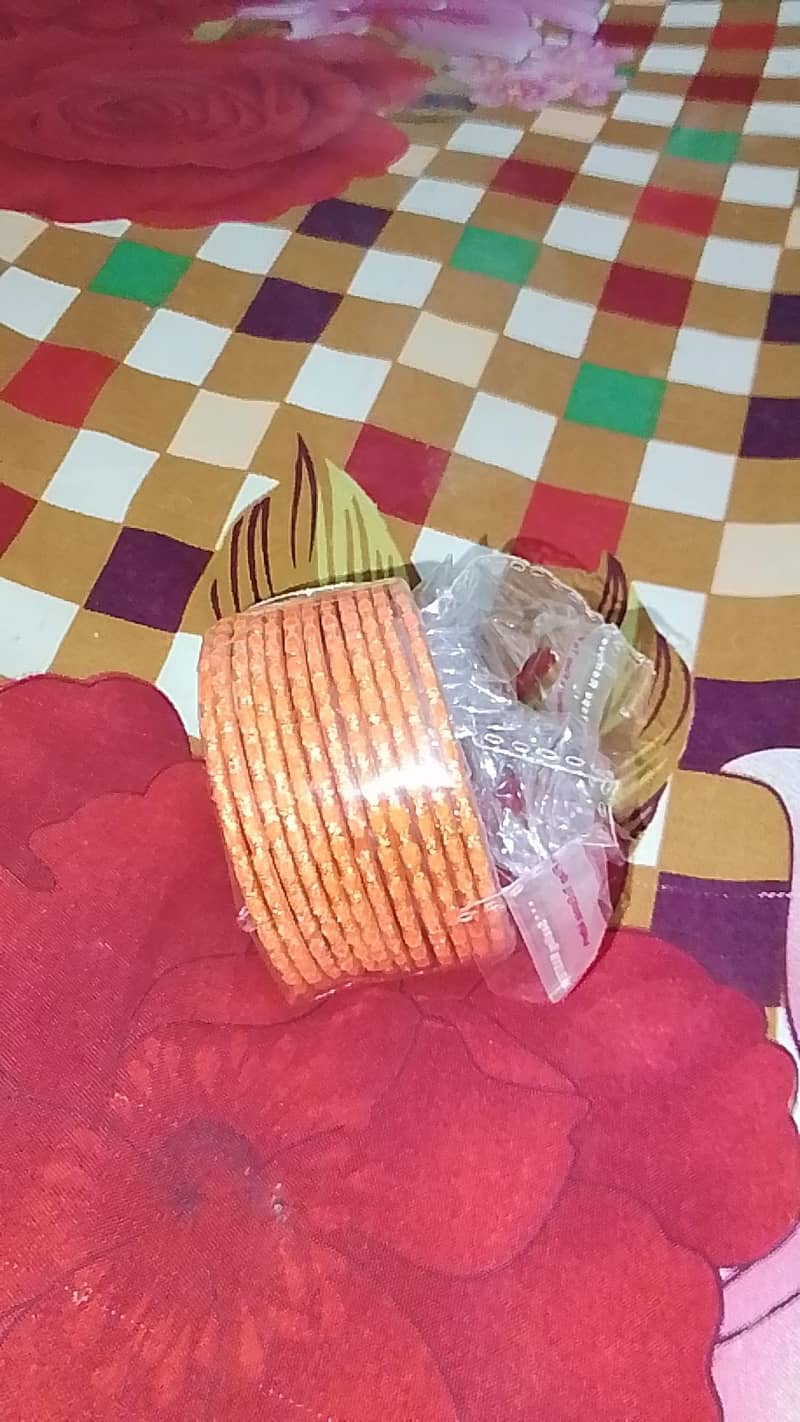 classic bangle 0