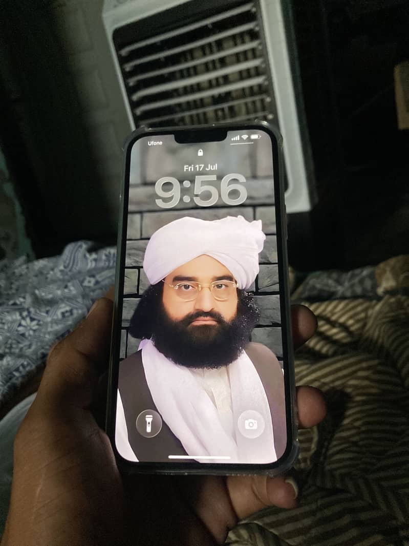 Apple iPhone 13 Pro Max 1