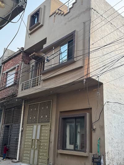 3.5 Marla dabal story ghr near ferozpur road kahna nadra office