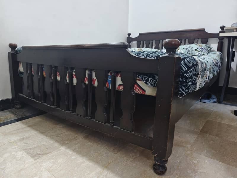 Double bed 4