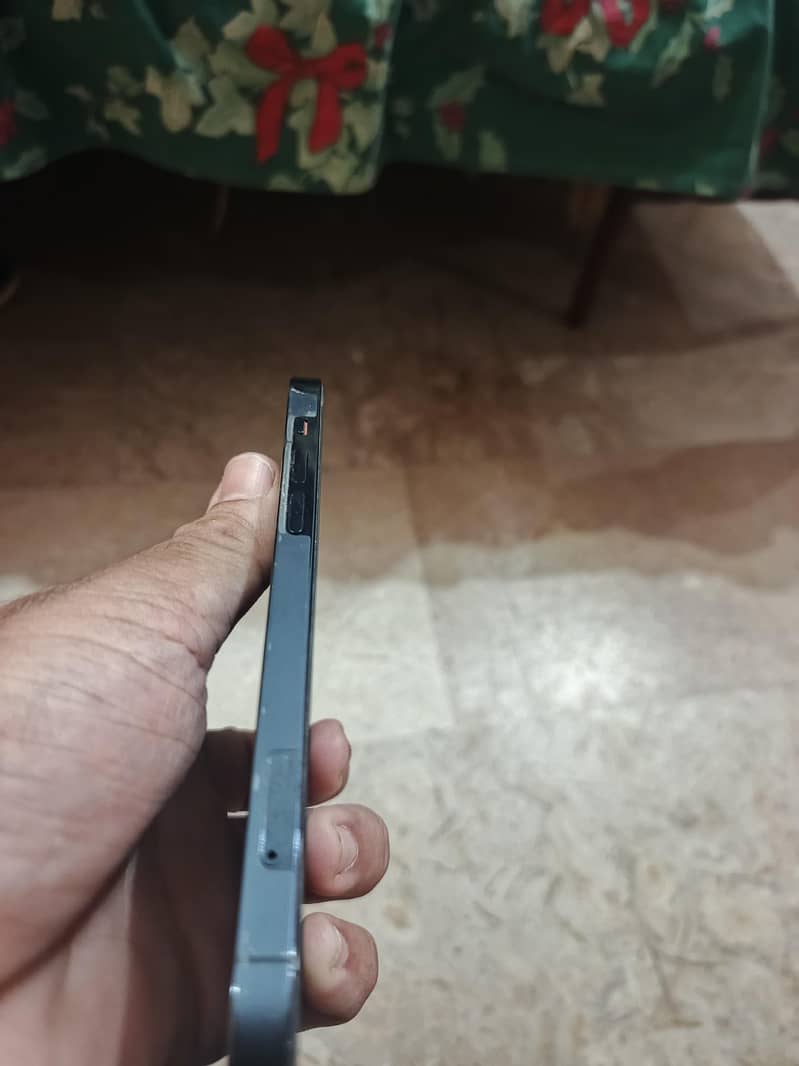 Apple iPhone 12 Pro 1