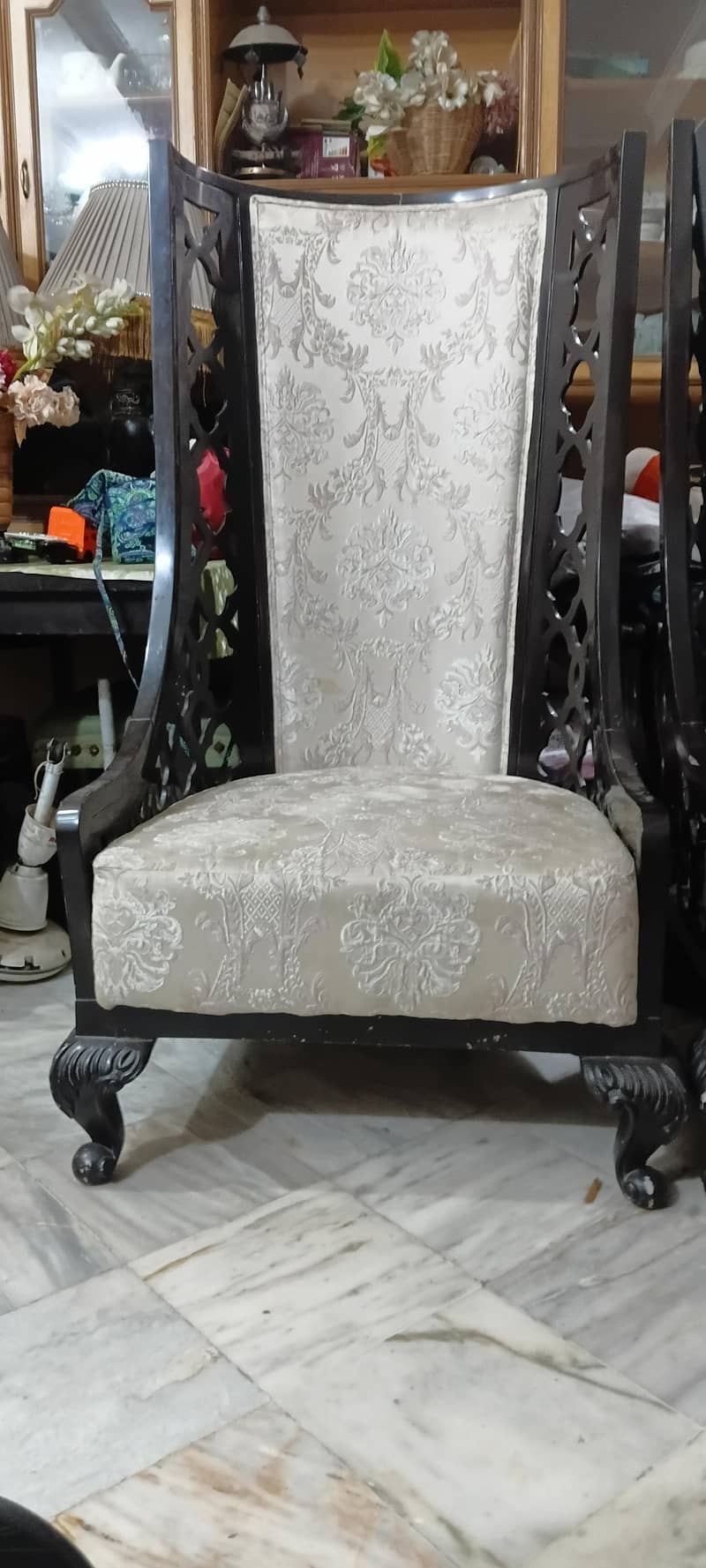 chairs 0