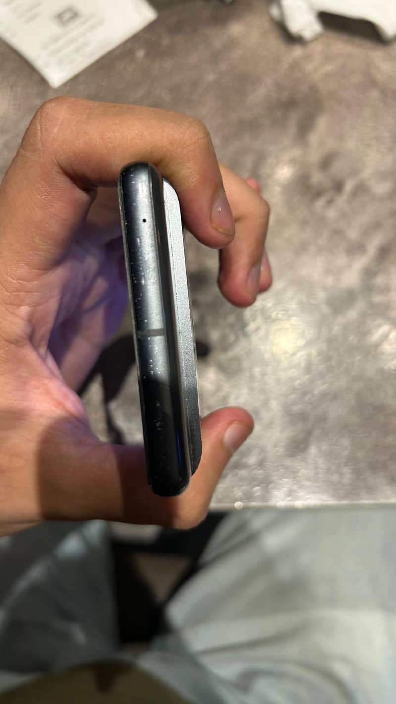 Google Pixel 7 5