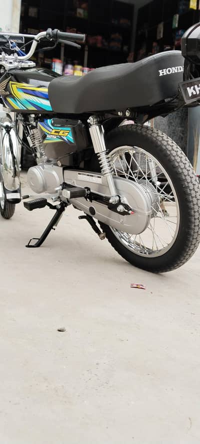 HONDA CG 125 2026 MODEL LOCATION MANDI TOWN BHAKKAR TOTAL GENIUN