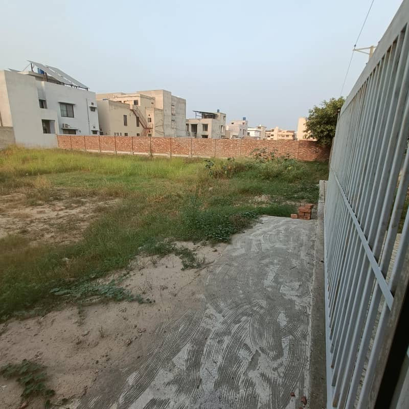 RESIDENTIAL PLOT FOR RENT 7
