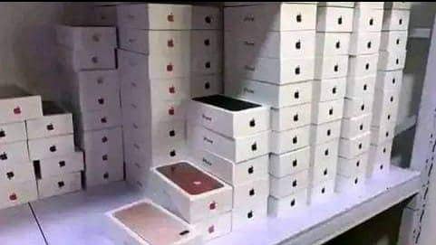 I phone 14 pro max ke big offer price. 65k No. 03207001877