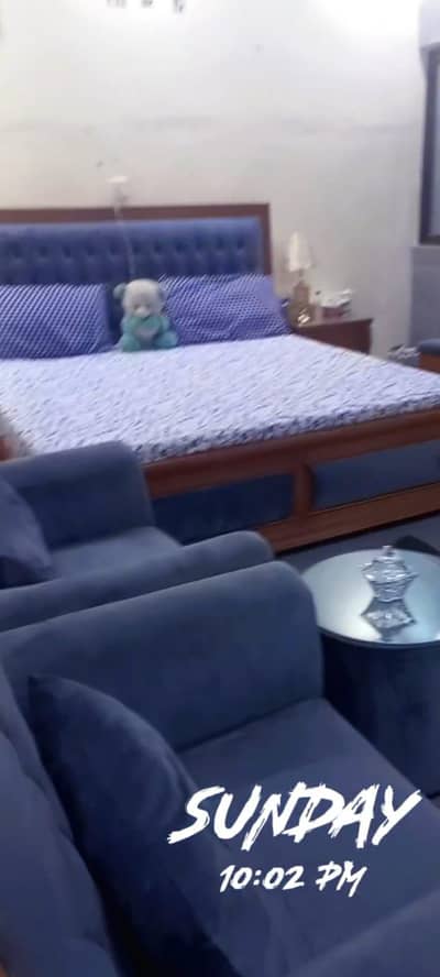 King size bed with 2 matching side tables and dressing table