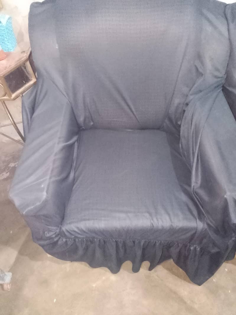 filling waly sofas 1