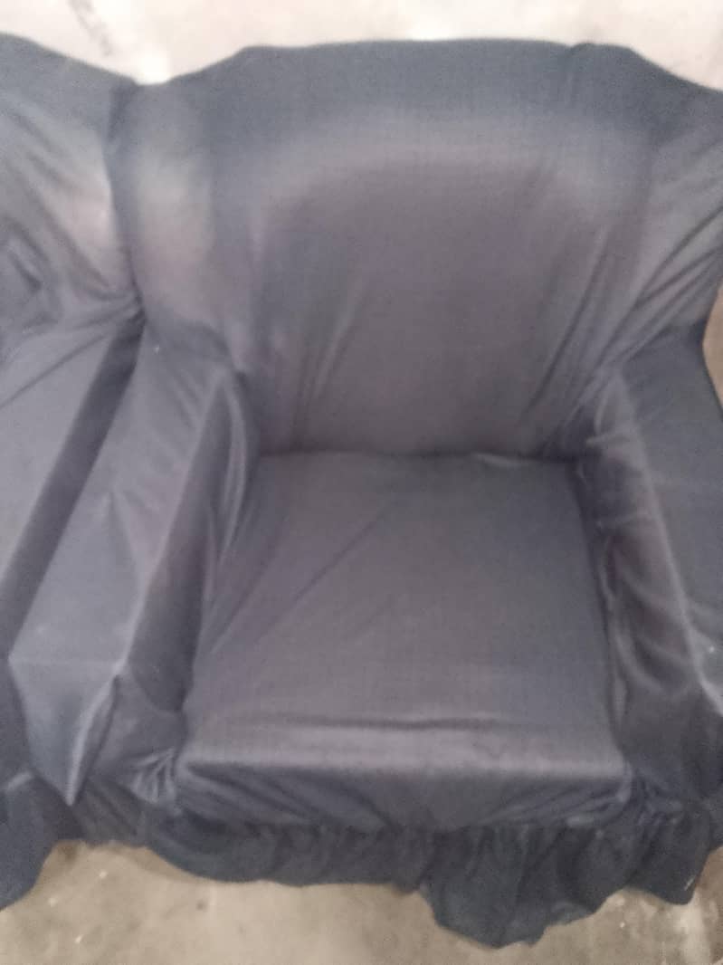 filling waly sofas 3