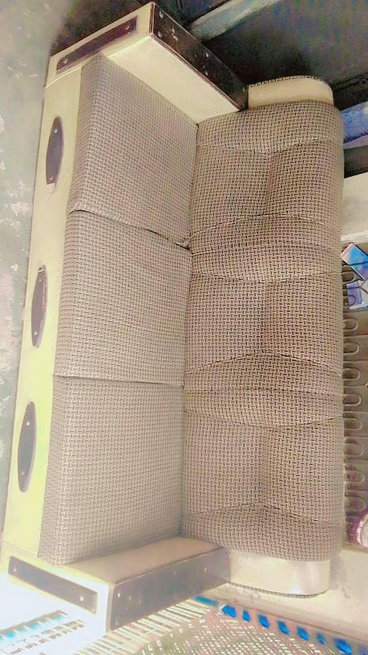 filling waly sofas 4