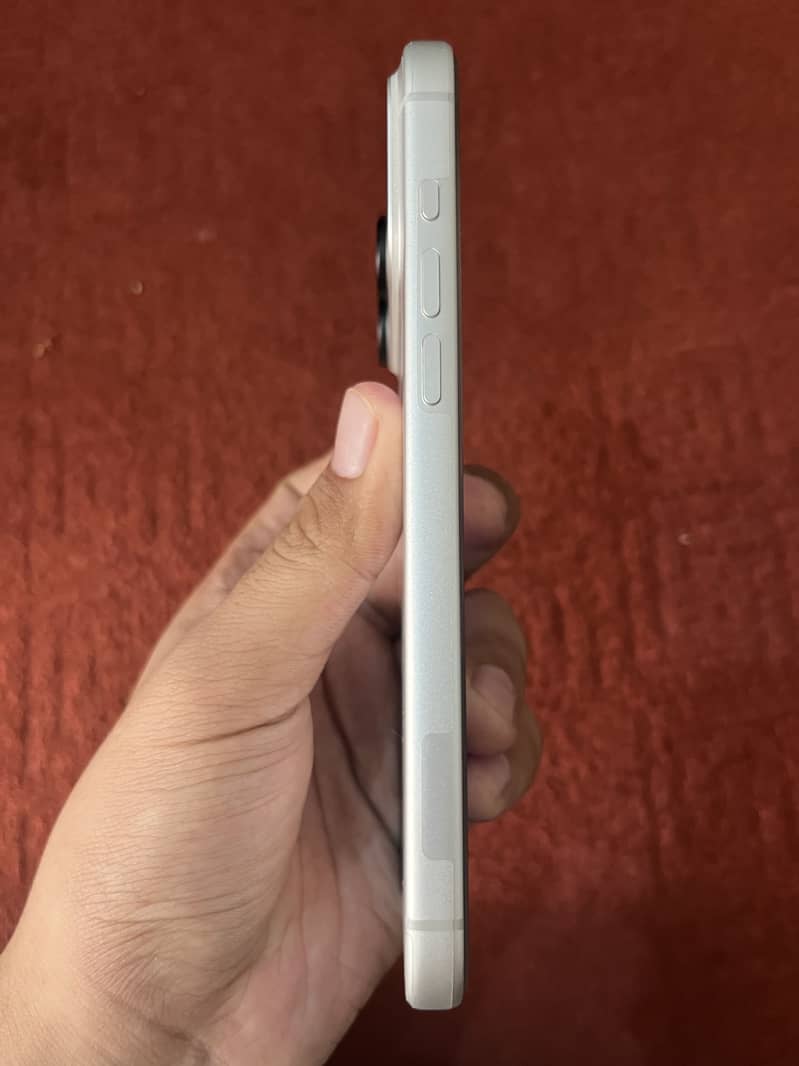 Apple iPhone 17 Pro Max 5