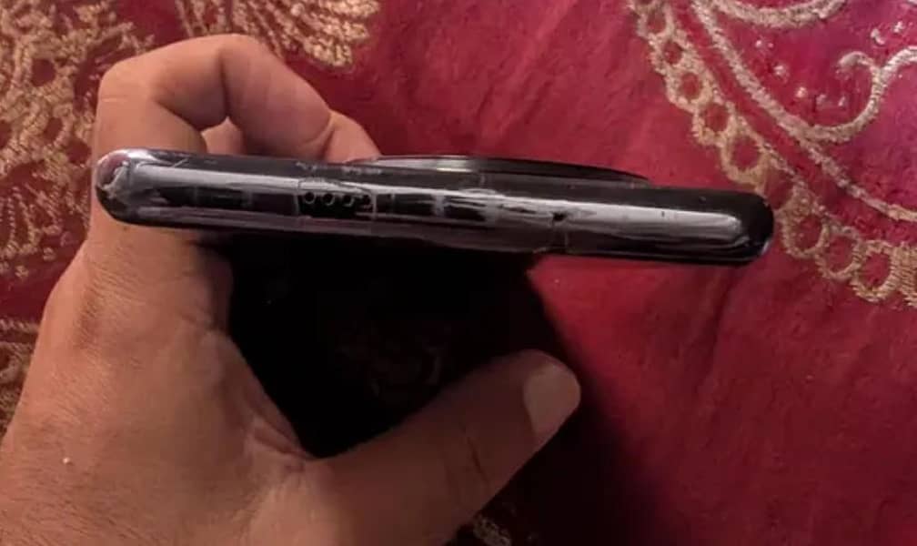 Tecno Spark 20 Pro Plus 3