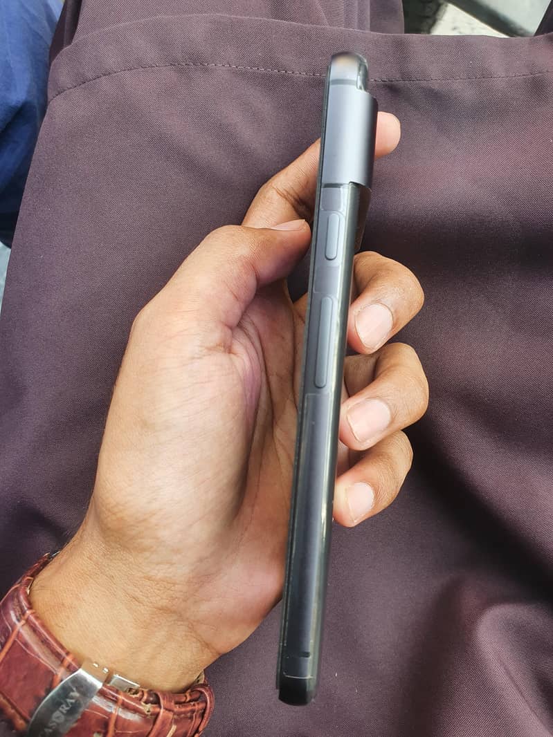 Google Pixel 8 2