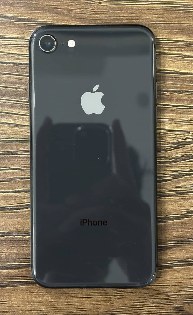 Apple iPhone 8 0