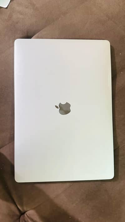 MacBook Pro 15 inch 2019 | Core i7 6-Core | 16GB | 512GB SSD