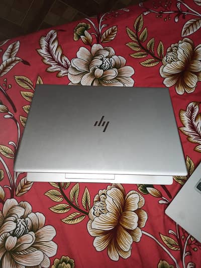 HP Elitebook G6 | Excellent Battery | 2GB Redeon Graphics | 8/256 NVME
