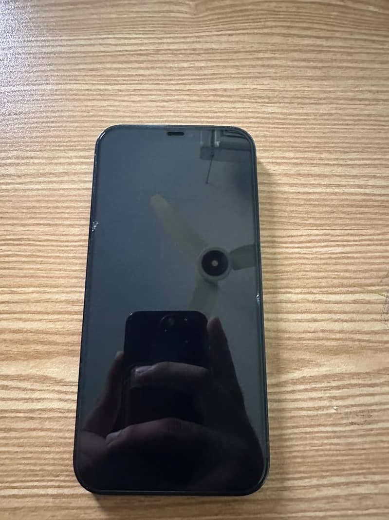 Apple iPhone 12 Pro Max 4