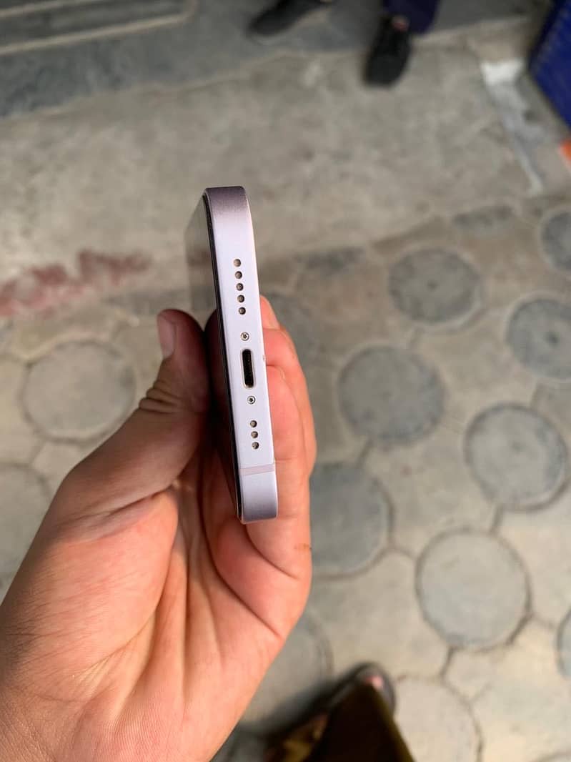 Apple iPhone 14 1