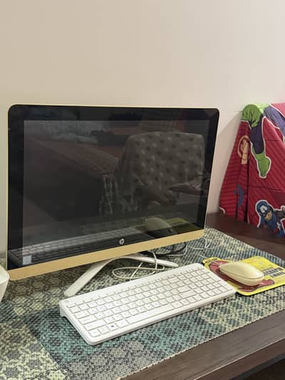 HP All In One Pavilion 2017 Desktop For Sale!