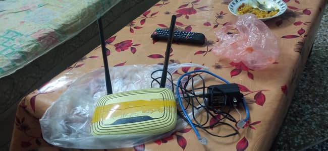 Tp link Router with Charger
