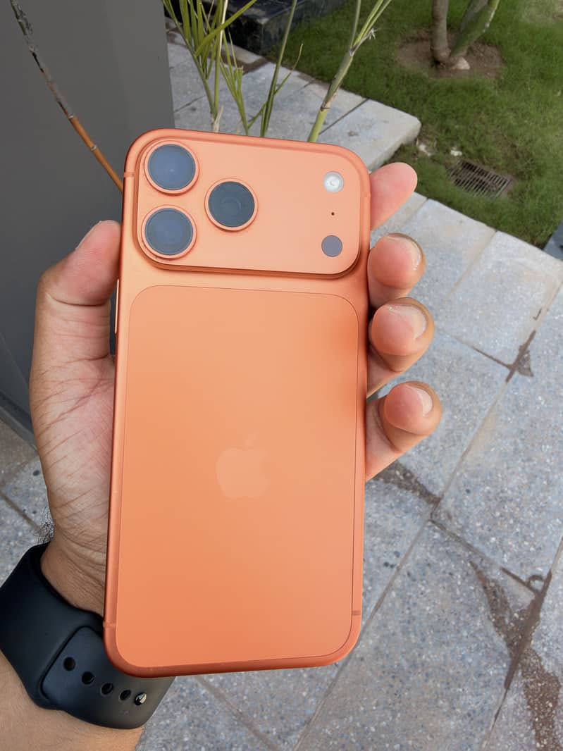 IPHONE 17 PRO MAX 3