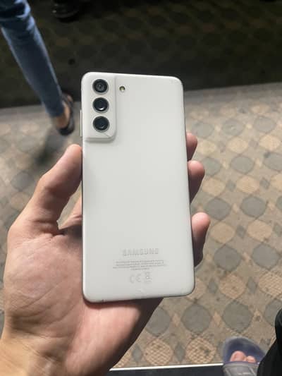 Samsung Mobile S21 FE