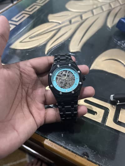Sekeleton black automatic watch