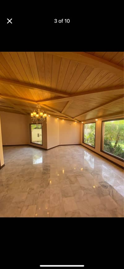 1000 SQ Yard Bungalow Available For Rent