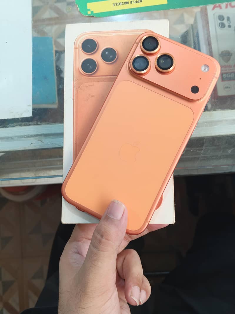 Apple iPhone 17 Pro Max 5