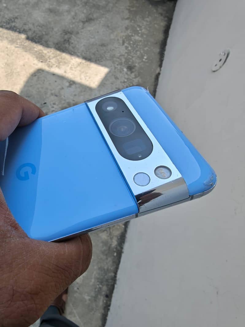 Google Pixel 8 Pro 2